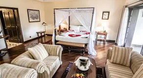 Safari Park Hotel - Image 2