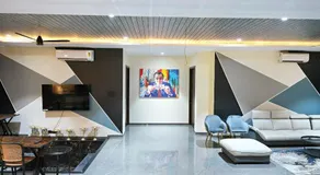 Luxe poolside farmhouse -J House - Image 5