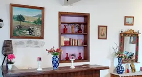Traditional House in Pera - Image 5