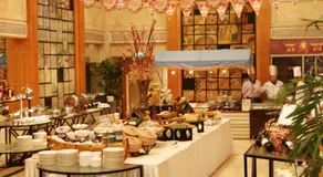 Qingdao Oceanwide Elite Hotel - Image 5