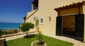 Alexandra Natalia Aparthotel - Image 4