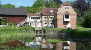 Salisbury Old Mill House - Image 5