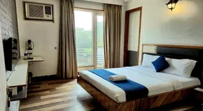 Premium Nest, Golf Course Road - Image 3