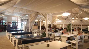 Hotel Laguna - Image 2