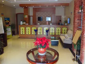 GreenTree Inn Jiangsu Suzhou Taiping High-Speed North Station Express Hotel - Image 4