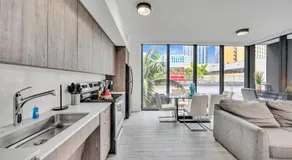 Great Studio located in the middle of downtown Miami - Image 3