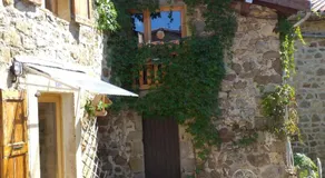Les pentes du chateau de Retourtour - Image 5