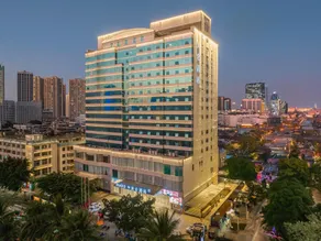 Baoyue Agarwood International Hotel (Haikou Qilou Old Street Friendship Sunshine City Branch) - Image 5