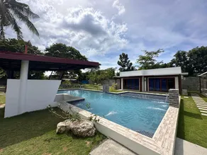 Bluewaves Hostel & Villa Panagsama by Hiverooms - Image 2