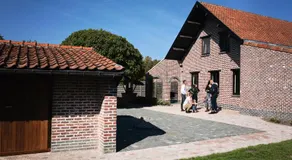 SN Logies - Image 5