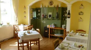 Greenlaw Guest House - Image 2