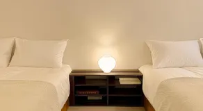5 min to station, Direct Bus Access, 3BR, 4Beds, 2Beths, Entire 1st Floor House with Private Yard, Free Luggage Storage - Image 5