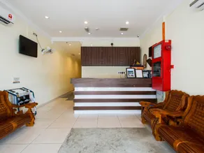 Hotel Traveller - Image 2
