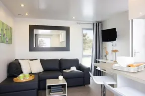 Agréable mobil-home avec piscine, barbecue et jardin | Avec animaux autorisés - Image 4