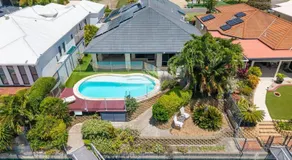 The Blue Water Stay - Image 5
