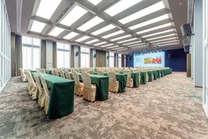 Xianyang Rainbow Hotel (Huitong Cross Longhu Rainbow Park Commercial Street) - Image 4