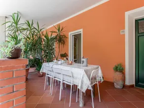 Villa with garden near Versilia Beach - Image 5