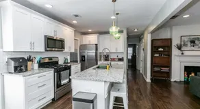 Stylish Cottage Near Stadium, BeltLine & Downtown - Image 2
