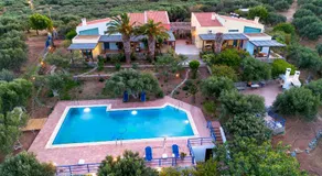 Olive Garden Houses - Image 3