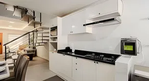 Geminado de alto padrão com duas suítes privativas - Image 5
