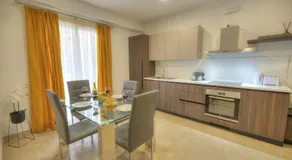 Spacious and tastefully furnished 2 bedroom apartment DDIF1-3 - Image 3