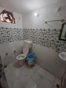 Treat Hotel And Restaurant - Image 3