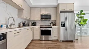 Amber Drift - Santa Monica 2BR Penthouse Ocean views - Image 4