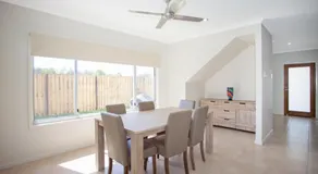 Petrie Beach Holiday Home - Image 5