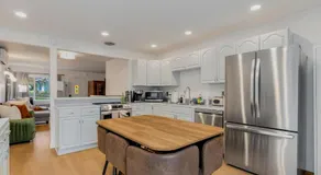 Perch - AC Home w/ Sauna & Outdoor Seating! - Image 4