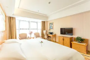 Vienna Hotel Jiangsu Kunshan Changjiang North Road Fenghuangcheng - Image 3