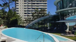 Don Hotel - Image 3