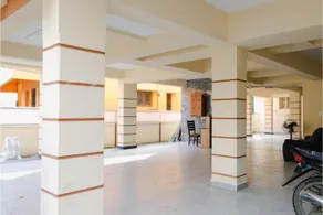 Redfox Service Apartment - DLF - Image 4