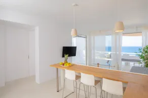 Infinite Blue Luxury Suites - Image 3