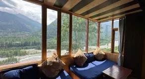 Little Tibet Cafe & Riverbed Stays - Image 2