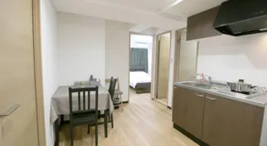 Uhome Sendagi Hotel - Image 2