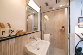 Shanghai Hills&FanStay close to Tianzifang Line 9 - Image 1