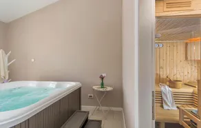 Villa Sterpazzi for 8 people near Poreč with 38 m2 heated pool, sea view & wellness - Image 3