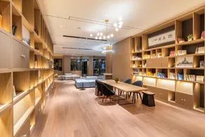 Atour Hotel Kaifeng Millennium City Park - Image 2