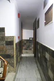 Hotel Yes Please A Budget Friendly Guest House - Image 4
