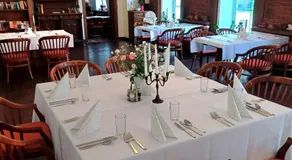 Hotel Zajazd Kultury, dawniej Pocztowy - Image 3
