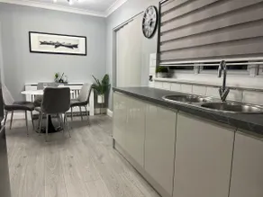 Luxury Home in Greater London - Rainham - Image 3