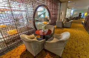 Petroleum Hotel - Image 2