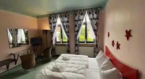 Hotel-Sternthaler /Rathauseck - Image 4