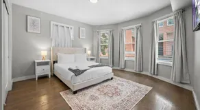 Luxury 3BR apt in Boston with Roku TV - Image 3