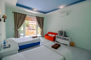 Best House Resort - Image 5