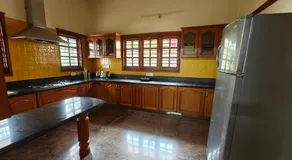 6bhk Luxury Villa - Image 5