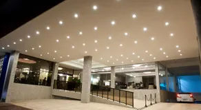 Hotel Lang Palace - Fica no Centro da Cidade - Image 5