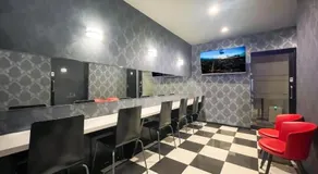 Hotel Amethyst - Image 2