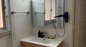 Confort Family guest room airport - Image 2