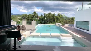 Skyluxe Hotel - Image 3